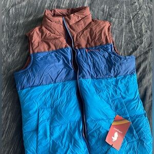 Cotopaxi Men’s Solazo Down Puffer Vest, Chestnut and Saltwater